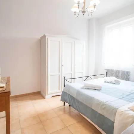 La Casetta Di Chiara By Interhome